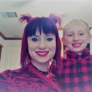 Meet your Posher, Carrie